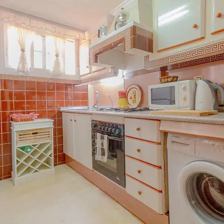 Apartment Stunning In With Wifi Torrevieja